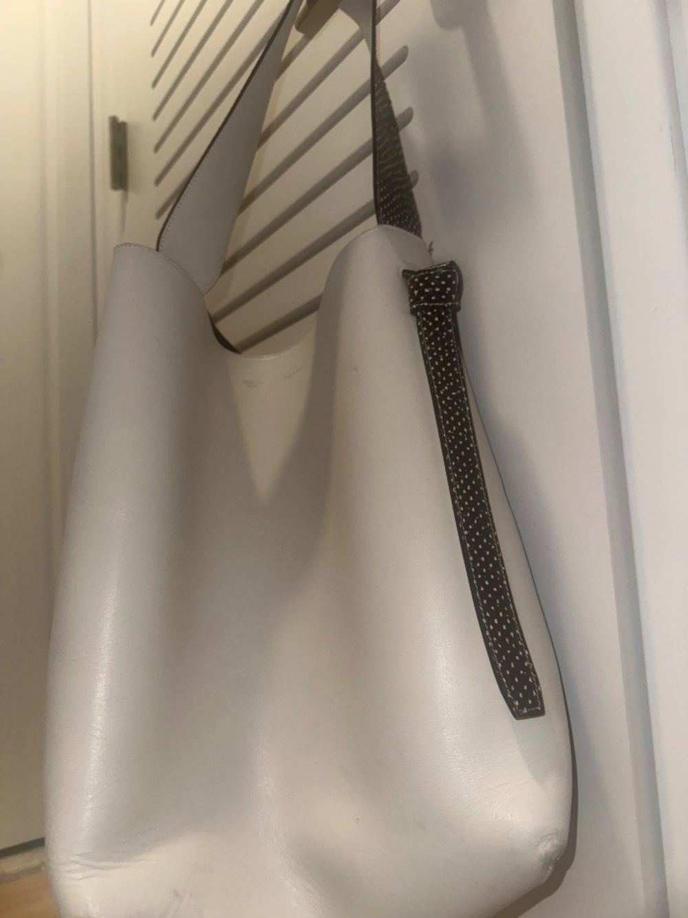 Celine Leather Twisted Cabas Large - Picture 6 of 6